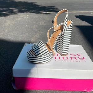 Chinese Laundry platform heel